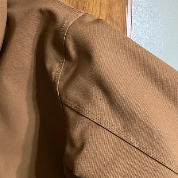 NWT heavyweight duck thermal hooded jacket model number 3006–2002